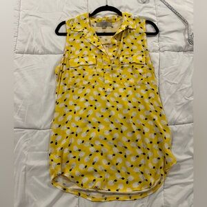 Ann Taylor LOFT - Women’s Sleeveless Blouse with Collar - Medium - Yellow Lemon